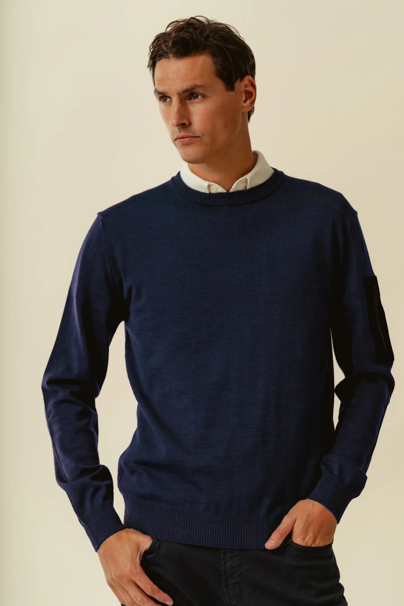 Carrera_BLANK_blue-1