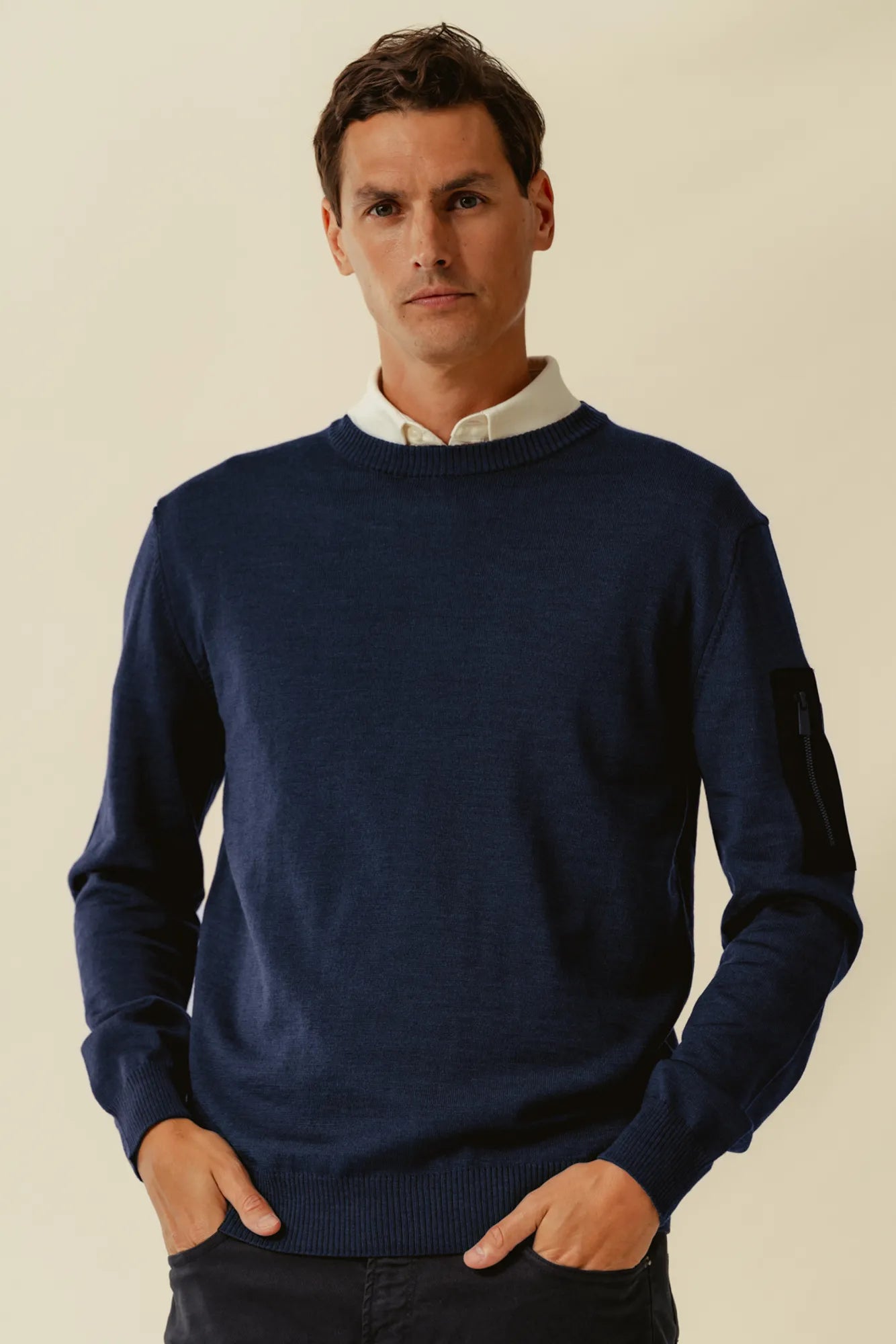 Carrera_BLANK_blue-2