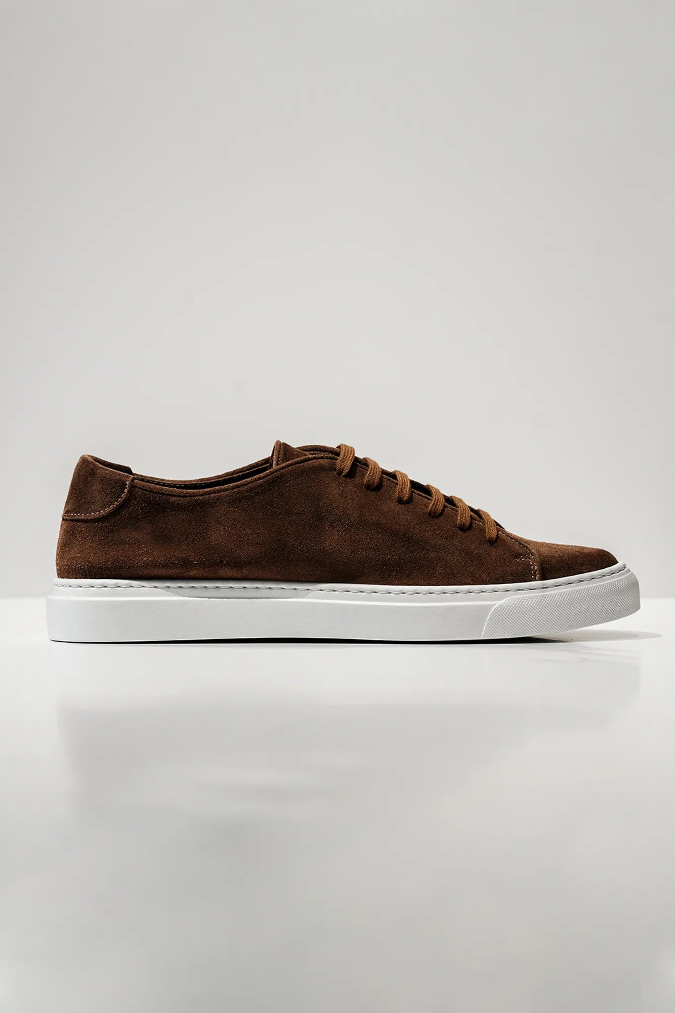 light_BLANK_brown_BLANK_4